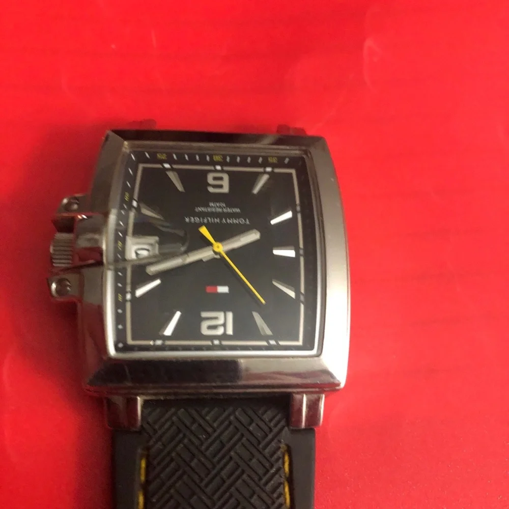Tommy Hilfiger Americano Chronograph Date Window 100% Stainless Steel Men’sWatch